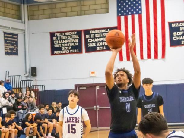 Amare Rose goes for the free throw. Photos by Brandy Muz