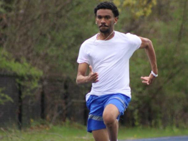 Caleb Carter dashes on the track. Photos by Brandy Muz
