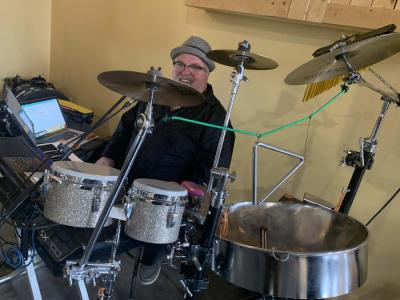 Dave Valerio plays as a one-man band at the festival. 