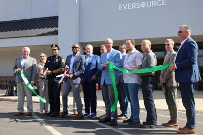 Eversource leaders cut the ribbon