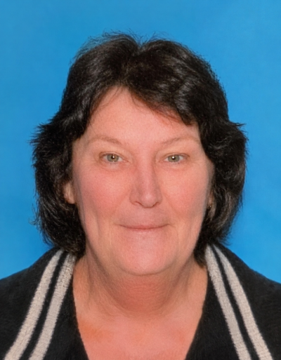 Dorothy E. Tracey, 77