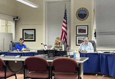 The Select Board discussed the October Town Meeting agenda at its meeting. Photo by Tanvi Kulkarni