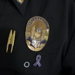 Mia pins