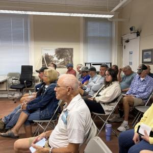 A large crowd attended the Tuesday, Aug. 18 meeting. Photo by Christian Uva